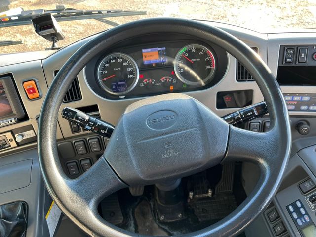 ISUZU GALA 2012 Image 31