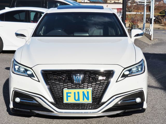 TOYOTA CROWN SEDAN HYBRID 2018 Image 31