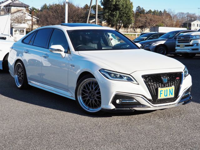 TOYOTA CROWN SEDAN HYBRID 2018 Image 31