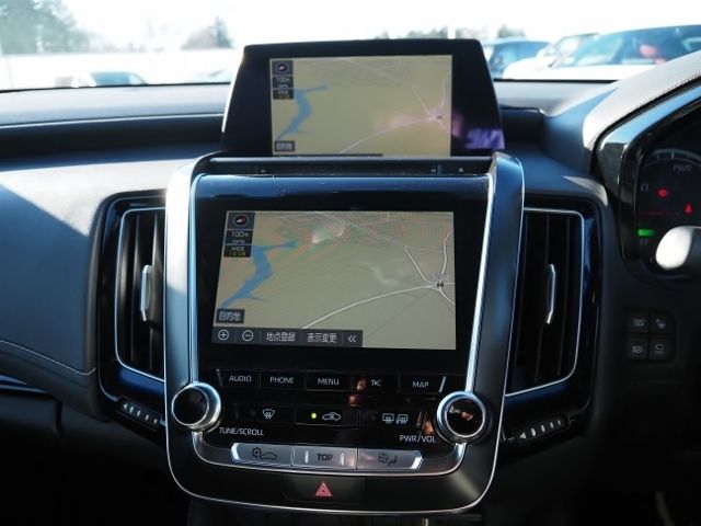 TOYOTA CROWN SEDAN HYBRID 2018 Image 31