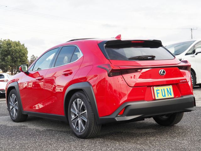 TOYOTA LEXUS UX300E 2024 Image 31