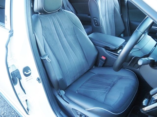 TOYOTA CROWN SEDAN HYBRID 2020 Image 31