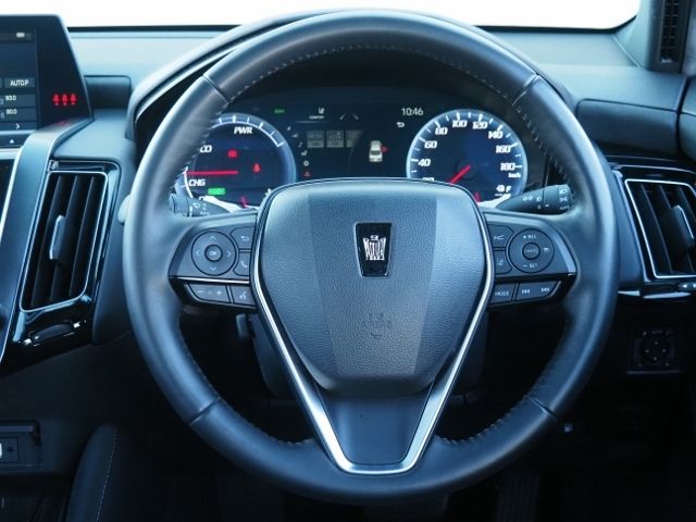 TOYOTA CROWN SEDAN HYBRID 2020 Image 31