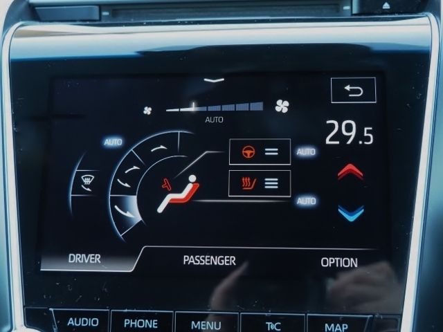 TOYOTA CROWN SEDAN HYBRID 2020 Image 31