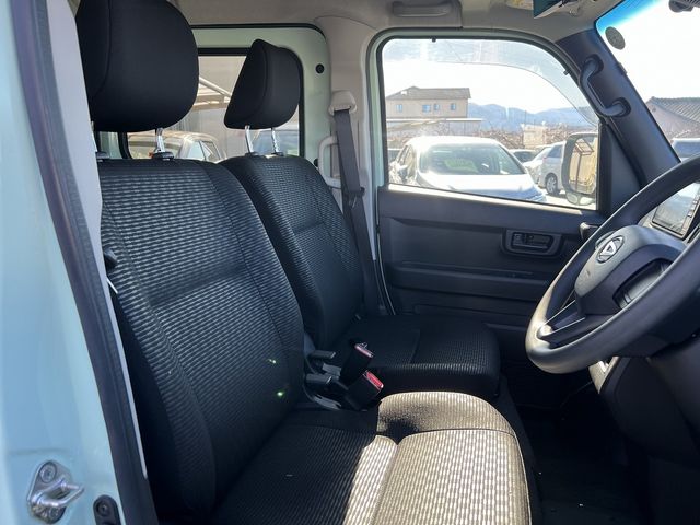 DAIHATSU HIJET DECKVAN 4WD 2022 Image 31