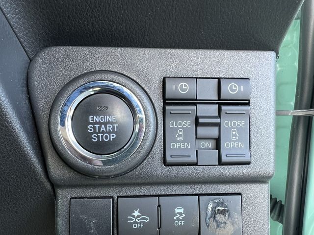 DAIHATSU HIJET DECKVAN 4WD 2022 Image 31