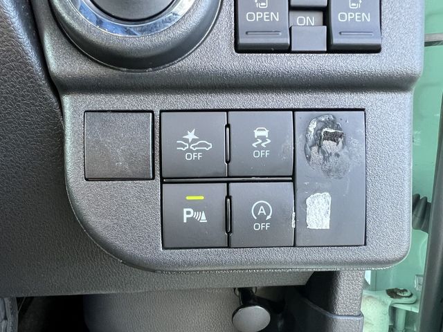 DAIHATSU HIJET DECKVAN 4WD 2022 Image 31