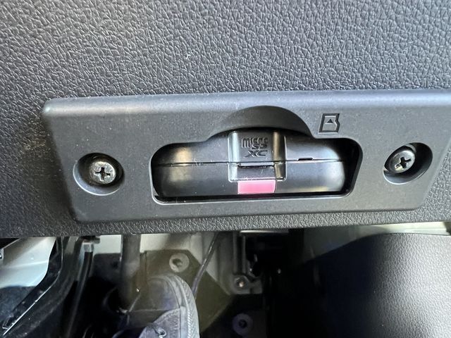 DAIHATSU HIJET DECKVAN 4WD 2022 Image 31