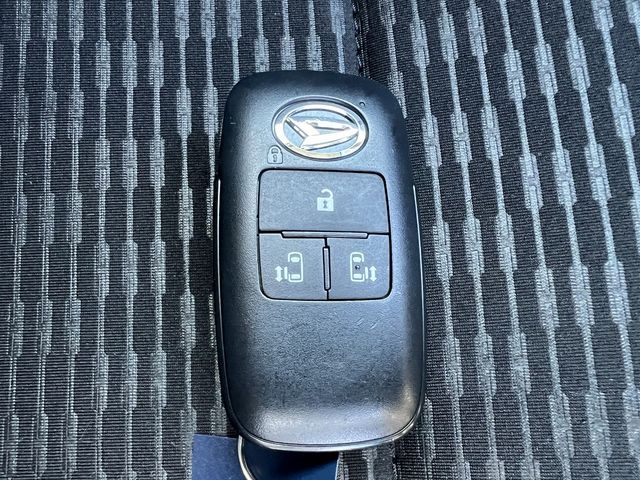 DAIHATSU HIJET DECKVAN 4WD 2022 Image 31