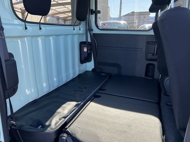 DAIHATSU HIJET DECKVAN 4WD 2022 Image 31