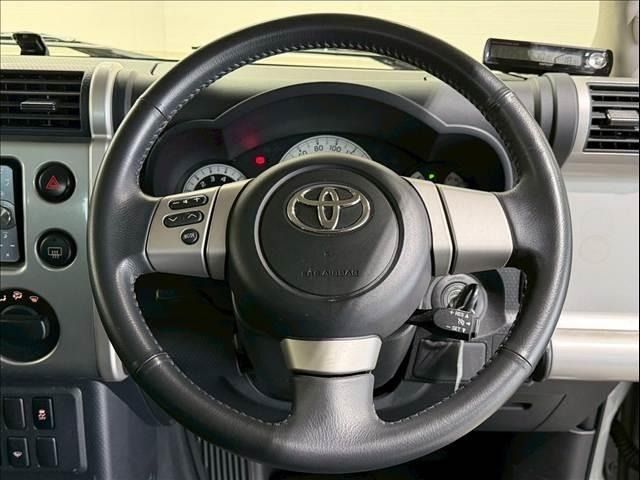 TOYOTA FJ CRUISER 4WD 2011 Image 31