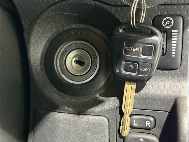 TOYOTA FJ CRUISER 4WD 2011 Image 31