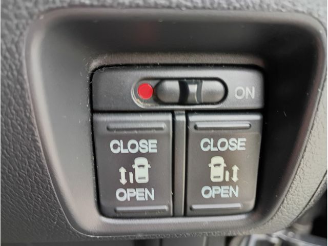 HONDA N BOX CUSTOM 2016 Image 31