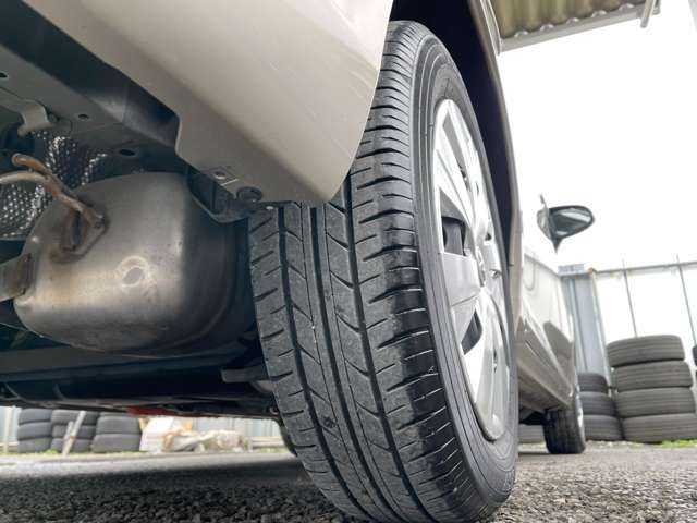 TOYOTA COROLLA AXIO HYBRID 2014 Image 31