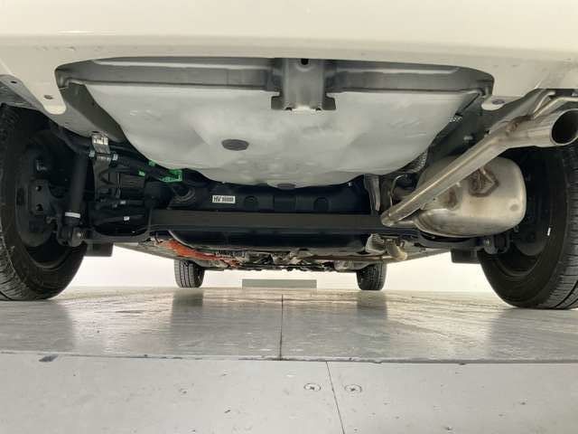 TOYOTA COROLLA AXIO HYBRID 2014 Image 31