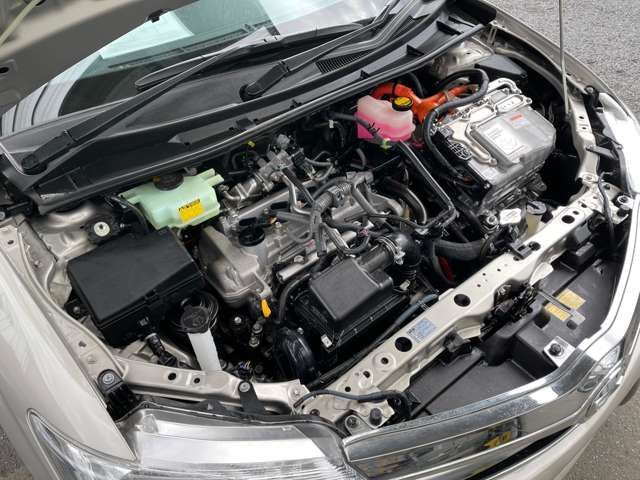 TOYOTA COROLLA AXIO HYBRID 2014 Image 31