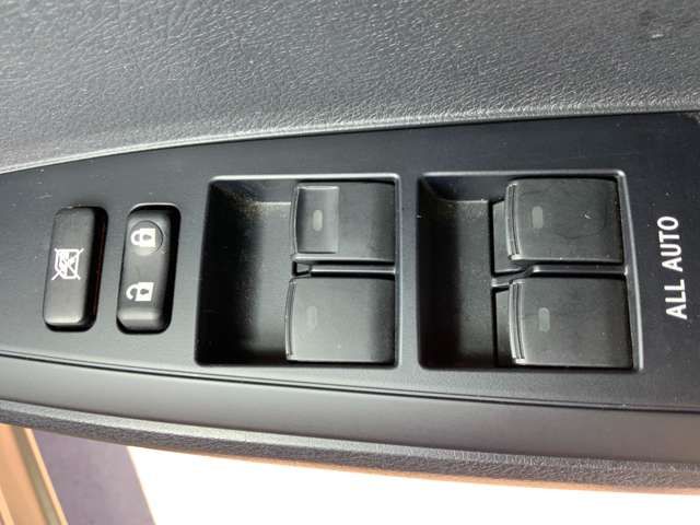 TOYOTA COROLLA AXIO HYBRID 2014 Image 31