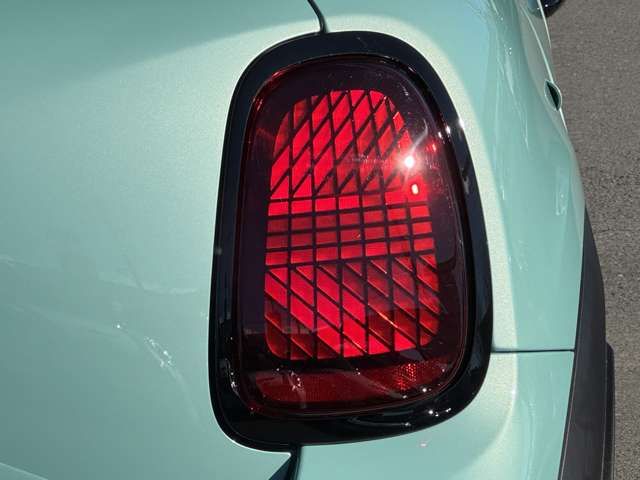 BMW MINI COOPER OPEN 2025 Image 31