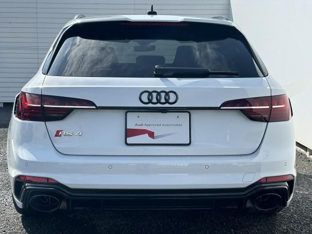 AUDI RS4 AVANT 2021 Image 31