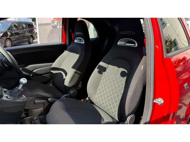 FIAT ABARTH F595C 2024 Image 31