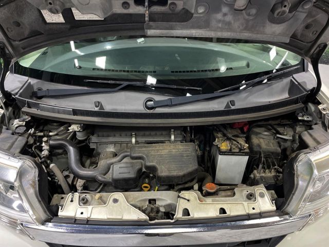 DAIHATSU TANTO CUSTOM 2014 Image 31