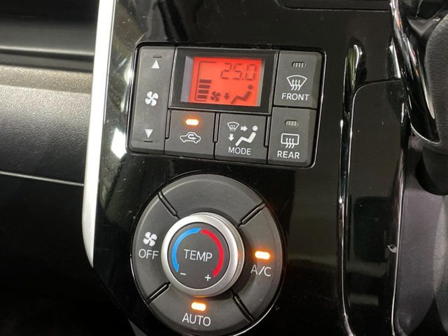 DAIHATSU TANTO CUSTOM 2014 Image 31