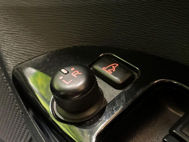 DAIHATSU TANTO CUSTOM 2014 Image 31