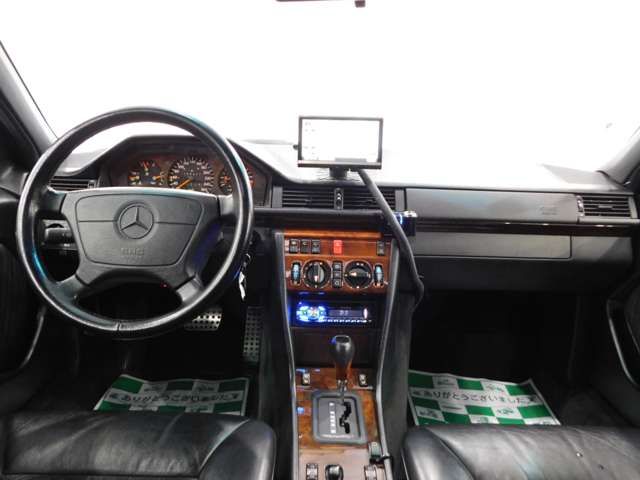MERCEDES BENZ E CLAS 1995 Image 31