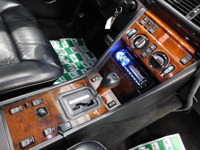 MERCEDES BENZ E CLAS 1995 Image 31