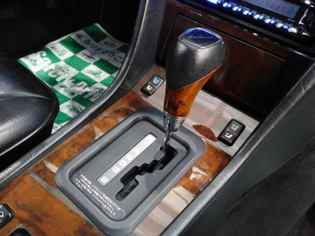 MERCEDES BENZ E CLAS 1995 Image 31