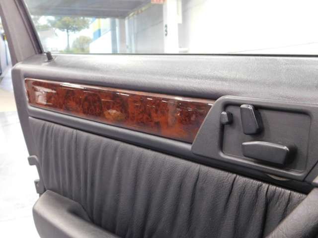 MERCEDES BENZ E CLAS 1995 Image 31