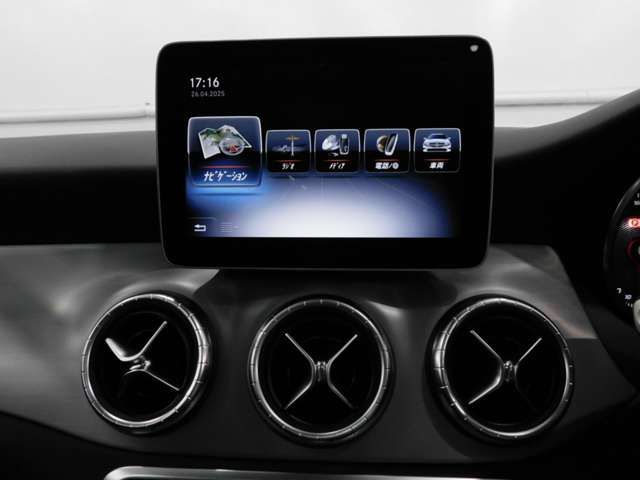 MERCEDES BENZ CLA SH 2018 Image 31