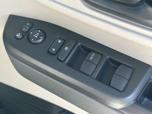 HONDA N BOX 2024 Image 31