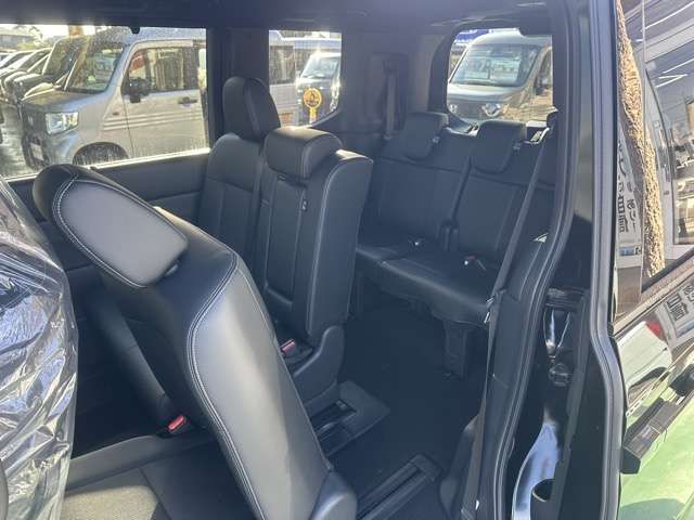 HONDA STEPWAGON E:HEV SPAD 2025 Image 31