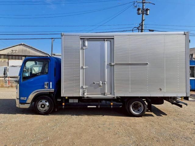 ISUZU ELF 2023 Image 31