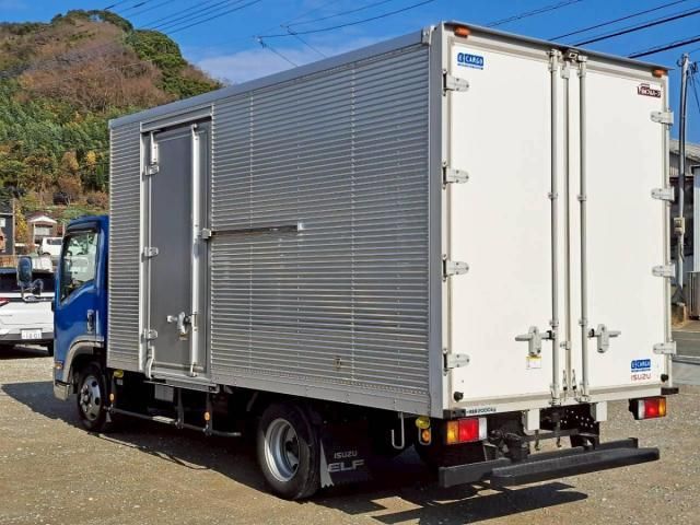 ISUZU ELF 2023 Image 31