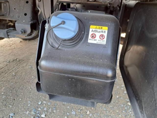 ISUZU ELF 2023 Image 31