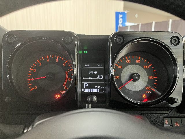 SUZUKI JIMNY 4WD 2023 Image 31