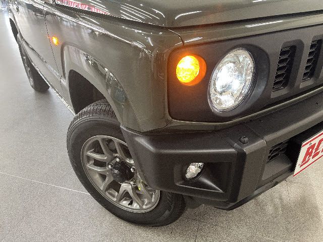 SUZUKI JIMNY 4WD 2023 Image 31