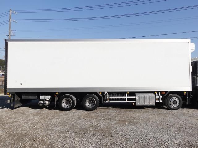 MITSUBISHI FUSOU SUPER GREAT 2017 Image 31