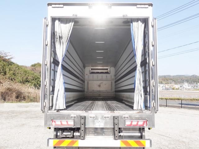 MITSUBISHI FUSOU SUPER GREAT 2017 Image 31