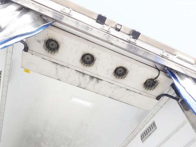 MITSUBISHI FUSOU SUPER GREAT 2017 Image 31