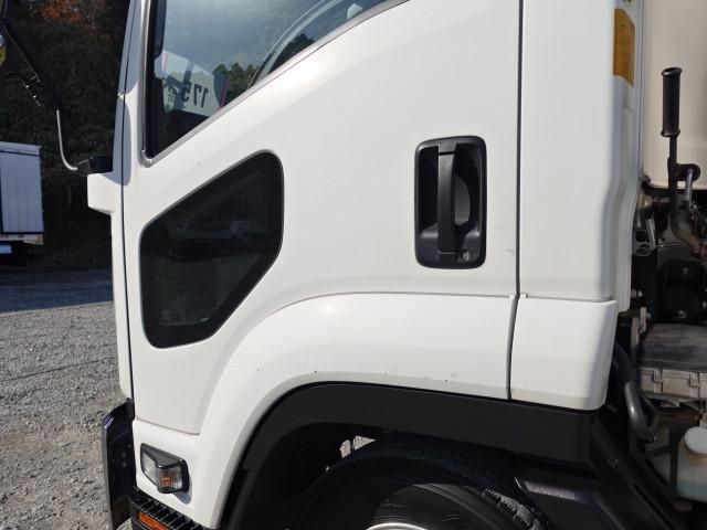 ISUZU FORWARD 2018 Image 31