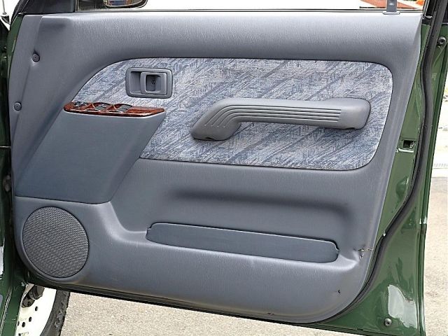 TOYOTA LANDCRUISER PRADO 1999 Image 31