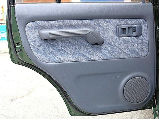 TOYOTA LANDCRUISER PRADO 1999 Image 31