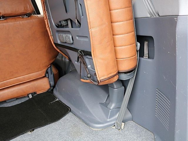 TOYOTA LANDCRUISER PRADO 1999 Image 31