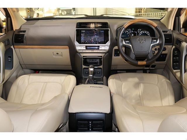 TOYOTA LANDCRUISER PRADO 2021 Image 31