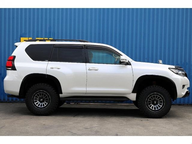 TOYOTA LANDCRUISER PRADO 2021 Image 31