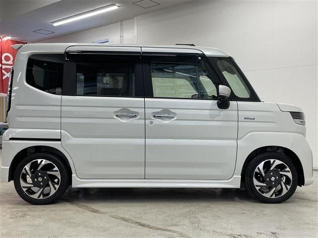 SUZUKI SPACIA CUSTOM 4WD 2025 Image 31