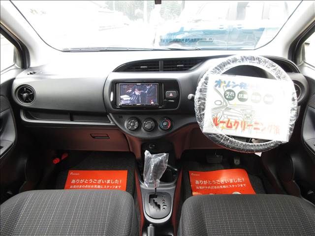 TOYOTA VITZ 2017 Image 31